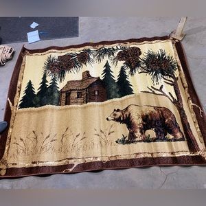 Brand new 5x8 lodge rug. Bear/woods theme